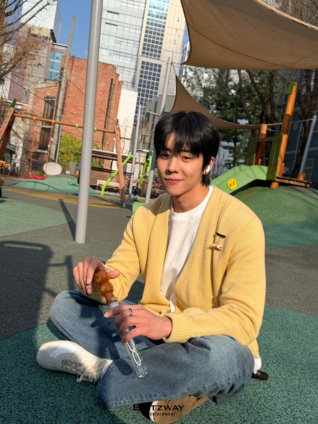 [잡담] 채종협 올해 시그 안나와서 매월 수제 달력 만들어 오는거 왤케 커염지냐?ㅋㅋ | 인스티즈
