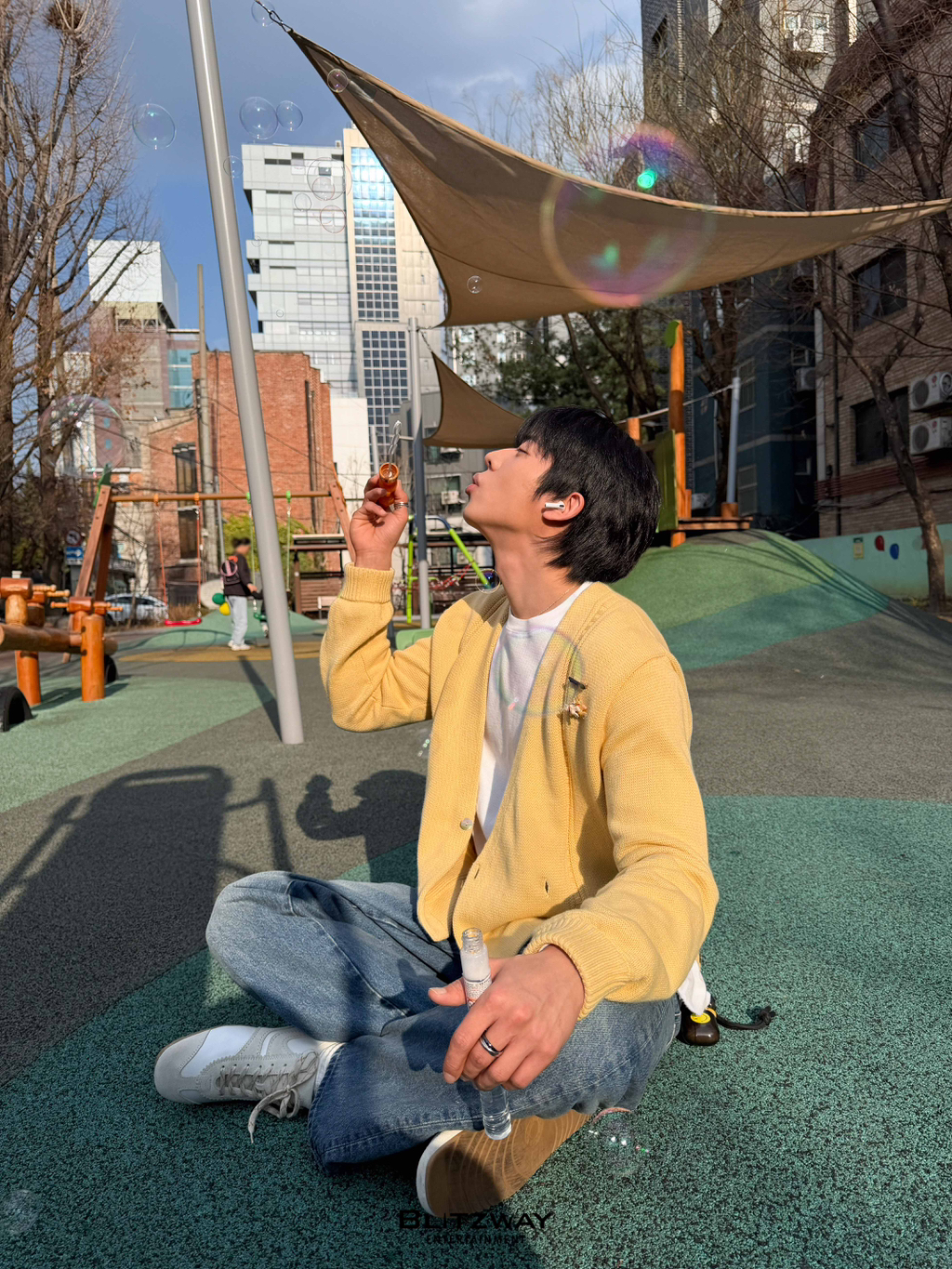 [잡담] 채종협 올해 시그 안나와서 매월 수제 달력 만들어 오는거 왤케 커염지냐?ㅋㅋ | 인스티즈