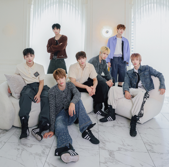 [단독] 'JYP 신인' 넥스지, 4월 27일 컴백 확정…퍼포먼스 대격전 예고 | 인스티즈