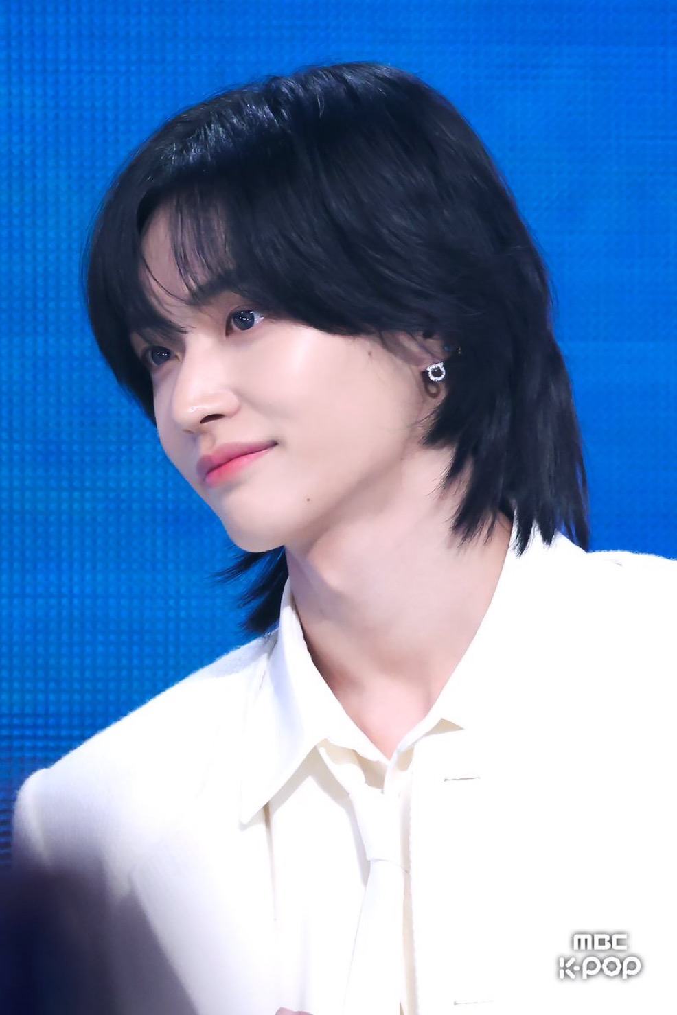 [잡담] MBC가 준 원빈 사진 '나 다시 장발이다' | 인스티즈