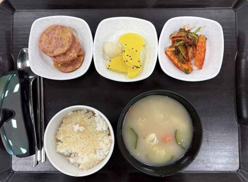 [잡담] 여기 구내식당 많이 부실해보임?? | 인스티즈