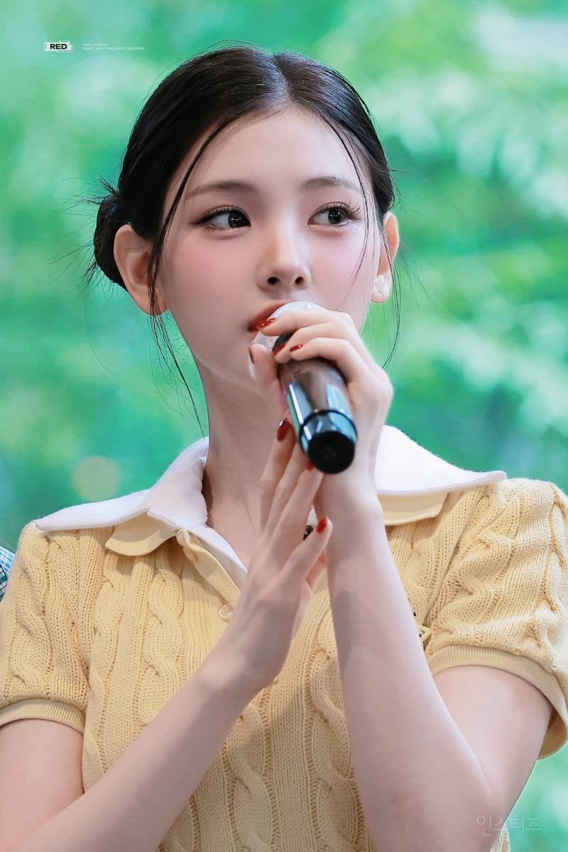 만우절 기념 미야오 안나 홈마가 올린 여돌 사진.....jpg | 인스티즈