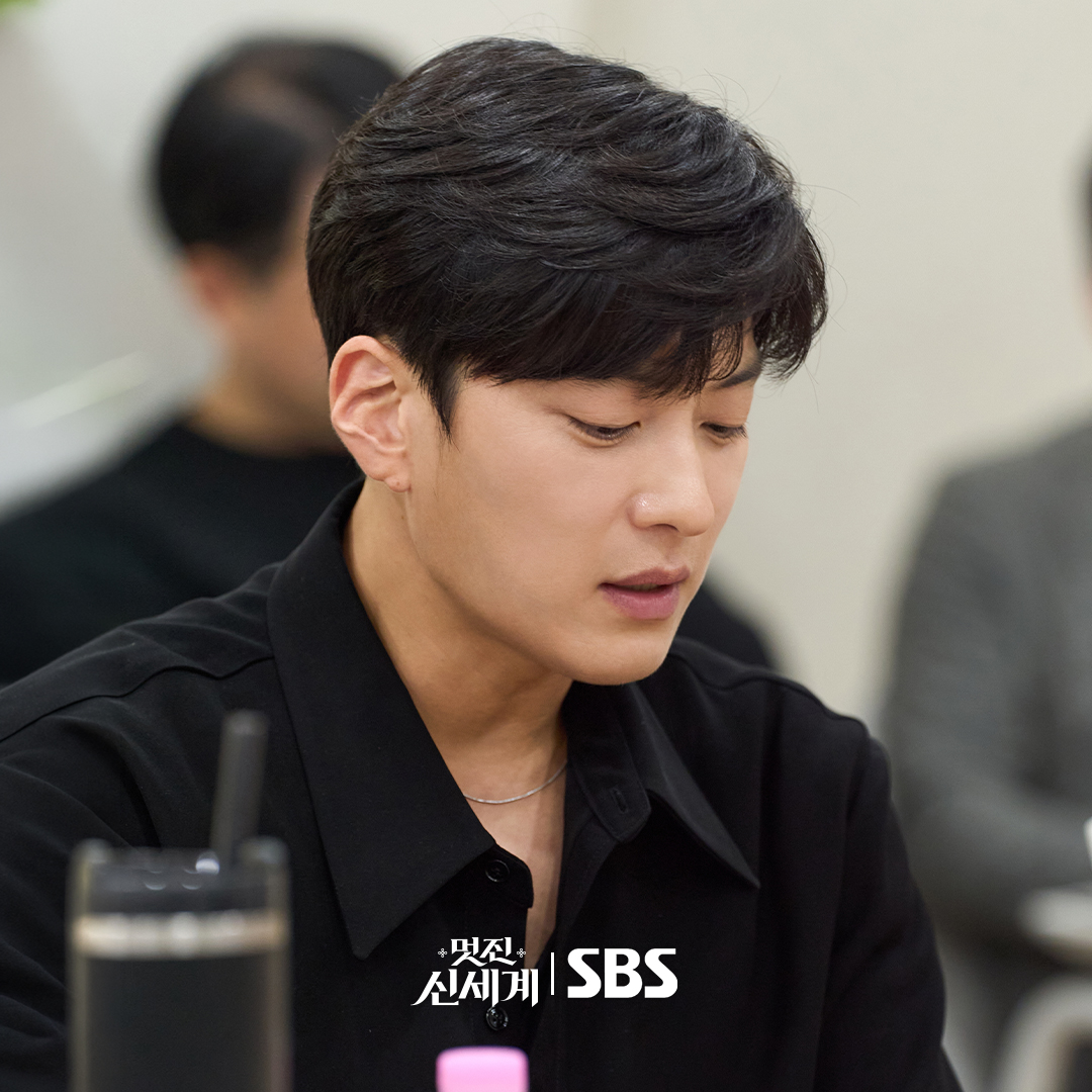 [잡담] 멋진신세계) 케미의 신세계로 여러분을 초대합니다🌟'멋진 신세계' 대본 리딩 현장 공개🖤 | 인스티즈
