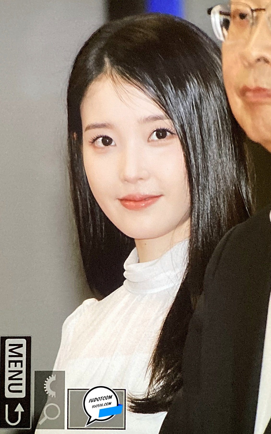 [잡담] 아이유) 260402 우리은행 창립25주년 기념행사 참석한 아이유 | 인스티즈