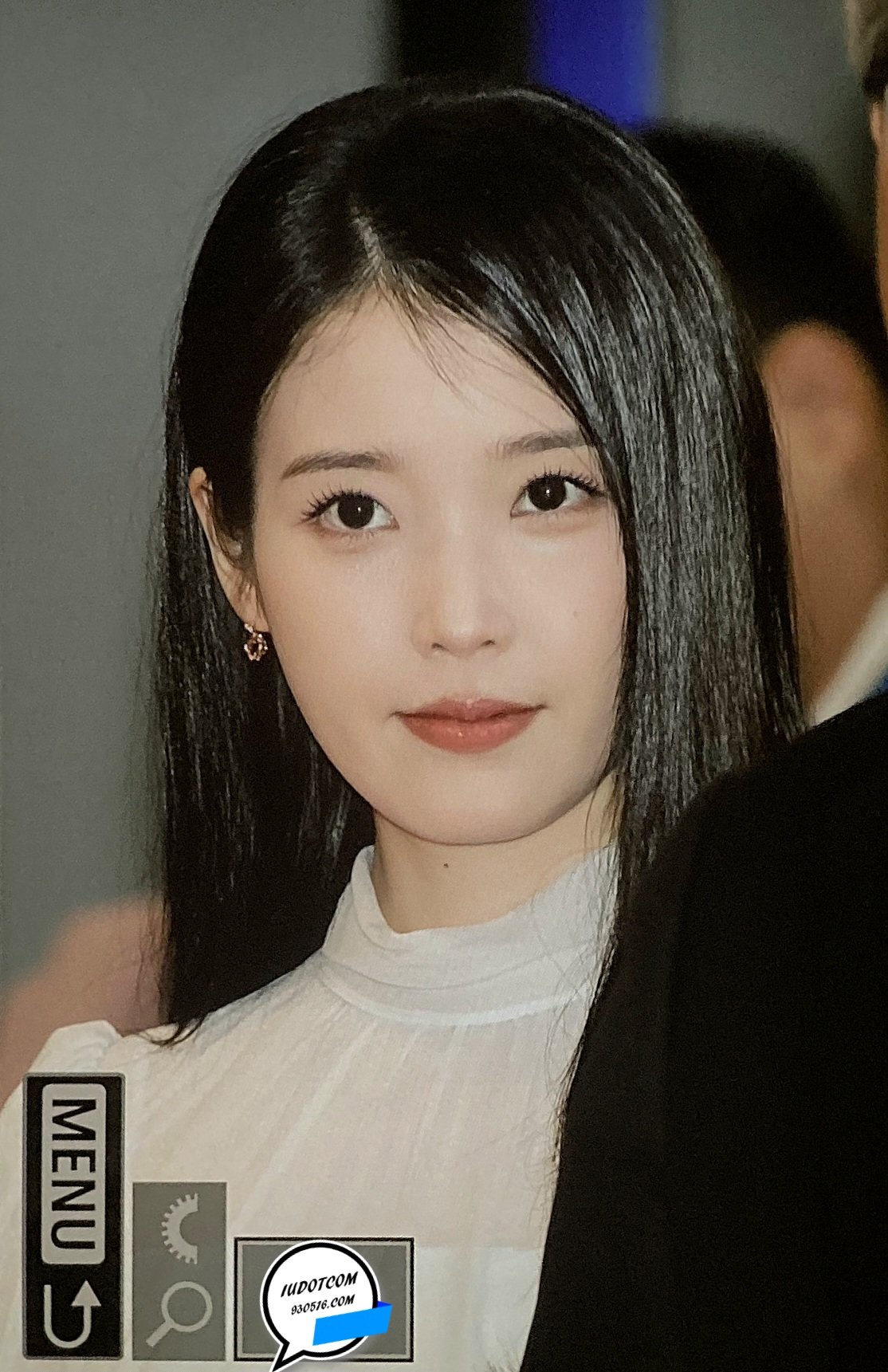 [잡담] 아이유) 260402 우리은행 창립25주년 기념행사 참석한 아이유 | 인스티즈