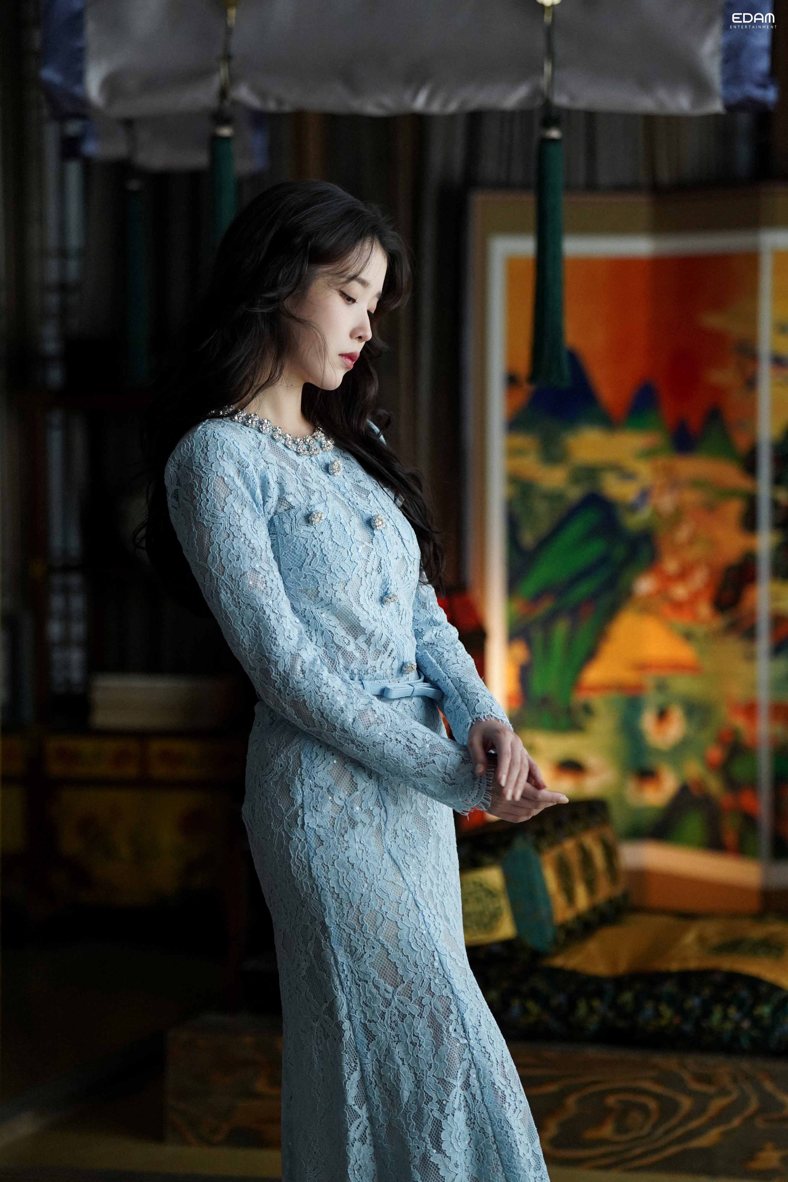 [잡담] 아이유) 소속사 블로그 대군부인 사진 모음집 | 인스티즈