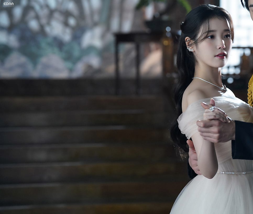 [잡담] 대군부인) 아니...아이유 진짜 뭐야 | 인스티즈