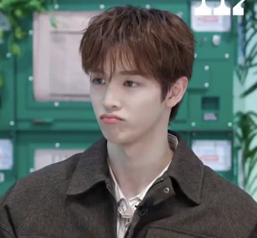 [잡담] 성찬 무슨 강쥐가 앉아있는줄 알았어 | 인스티즈