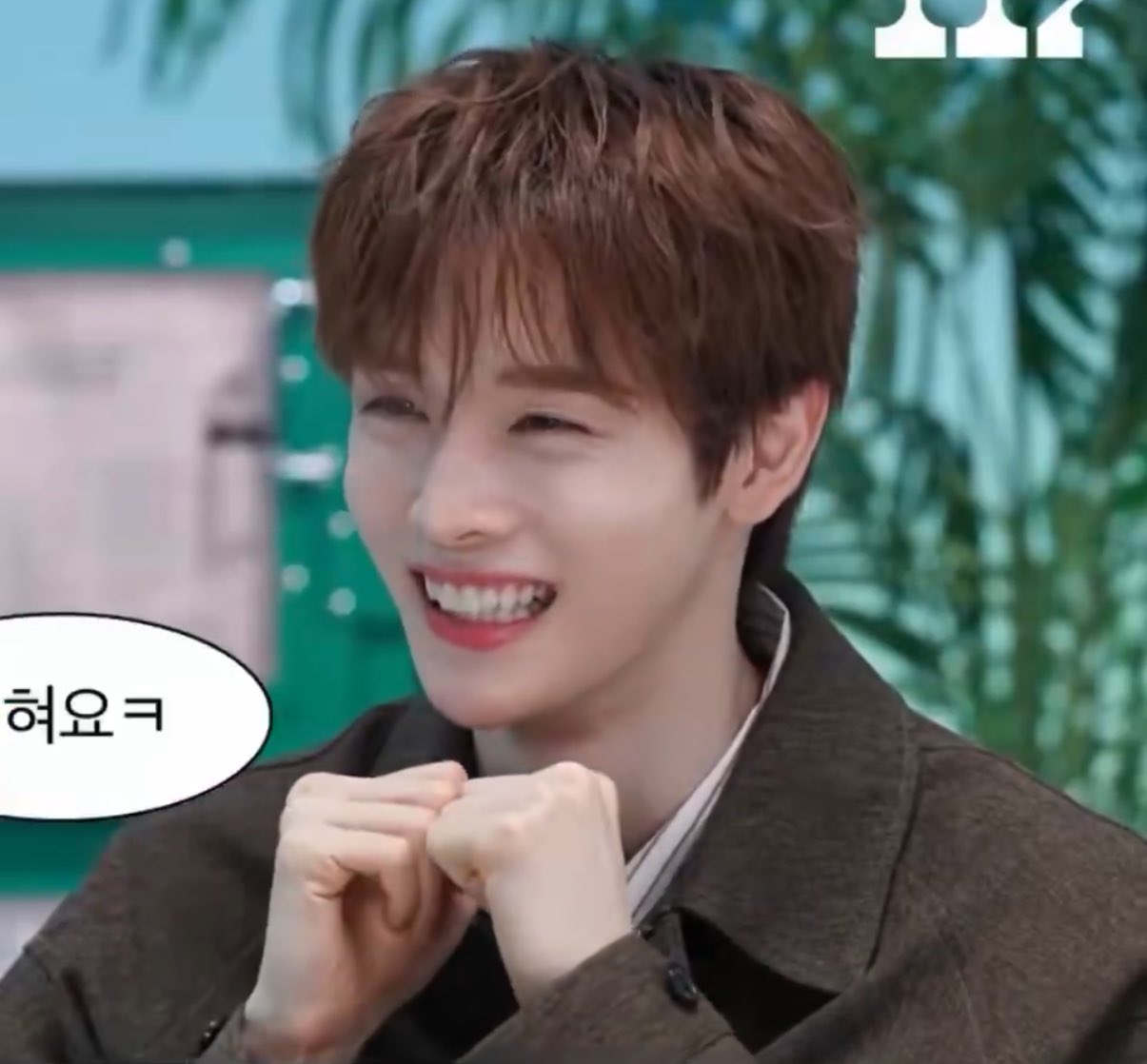 [잡담] 성찬이 이거 손버릇같은데 넘 귀여븜 | 인스티즈