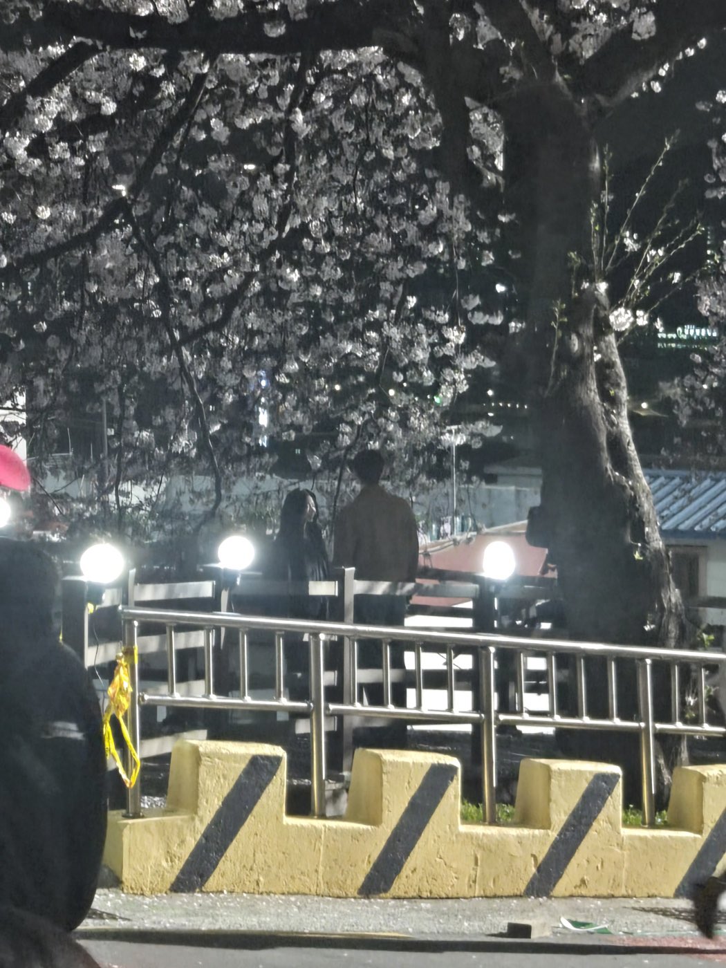 [잡담] 문상민 김민주 넷플릭스 뷰티인더비스트 촬영 목격담 스포주의 | 인스티즈