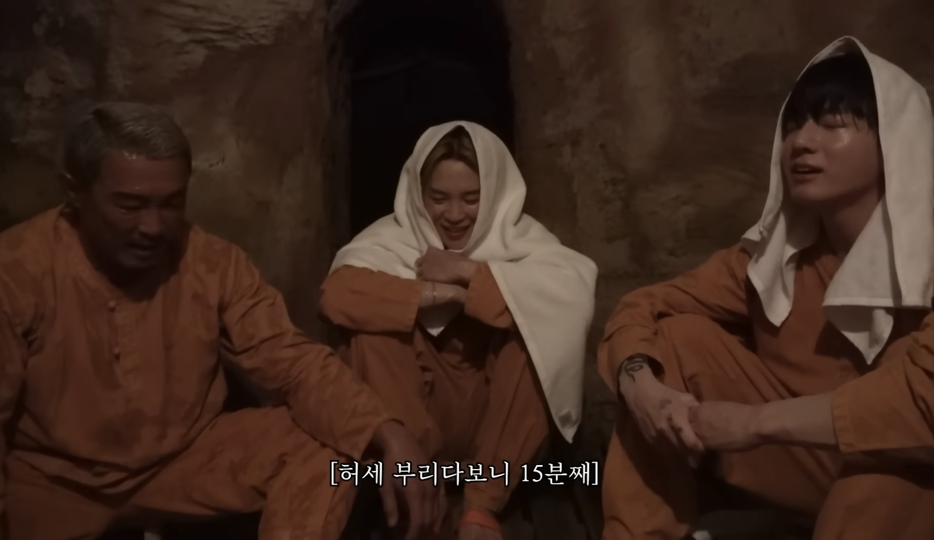 [잡담] 지민이랑 정국 간만에 유튜브 나와서 이거 맞는거임?ㅋㅋㅋㅋ | 인스티즈