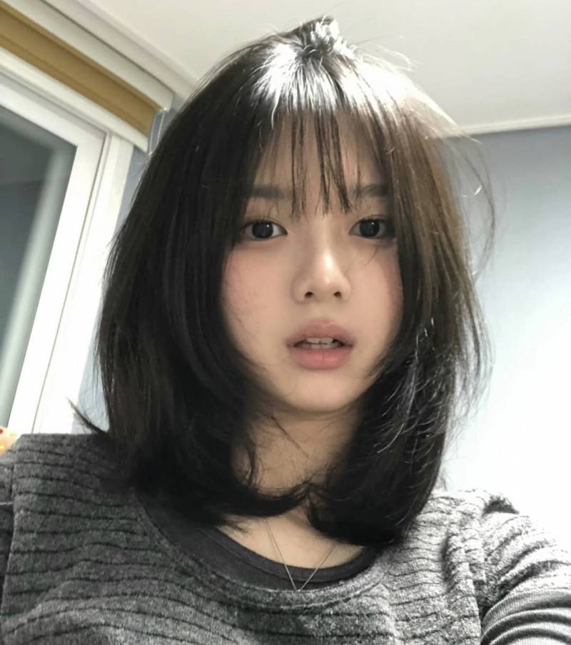 [잡담] 착한 익들아 제발 들어와서 헤어 스타일 괜찮은거 알려줘 | 인스티즈