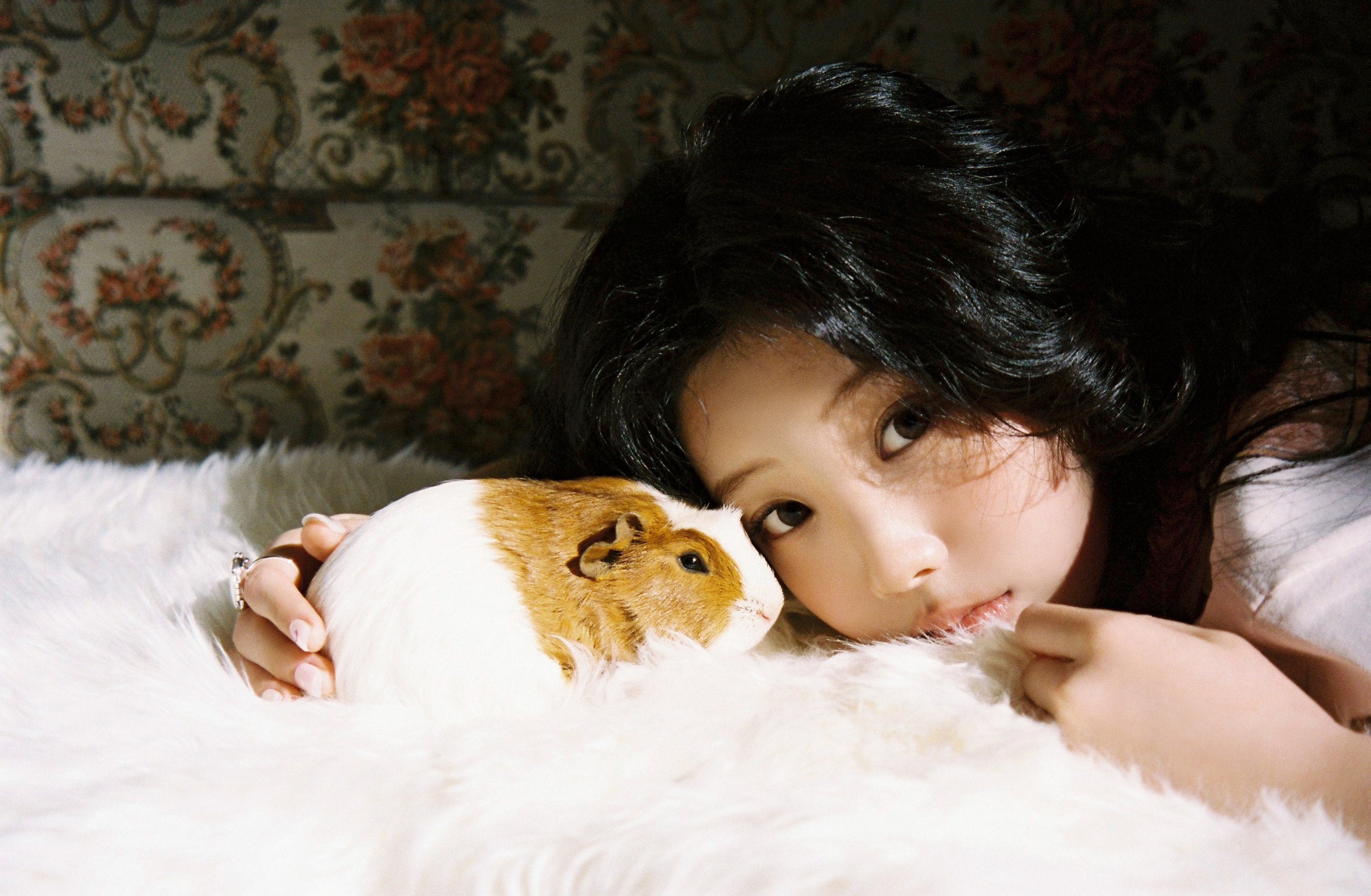 [미디어] ILLIT 'MAMIHLAPINATAPAI' Concept Photo PAW PAW 🐾 | 인스티즈