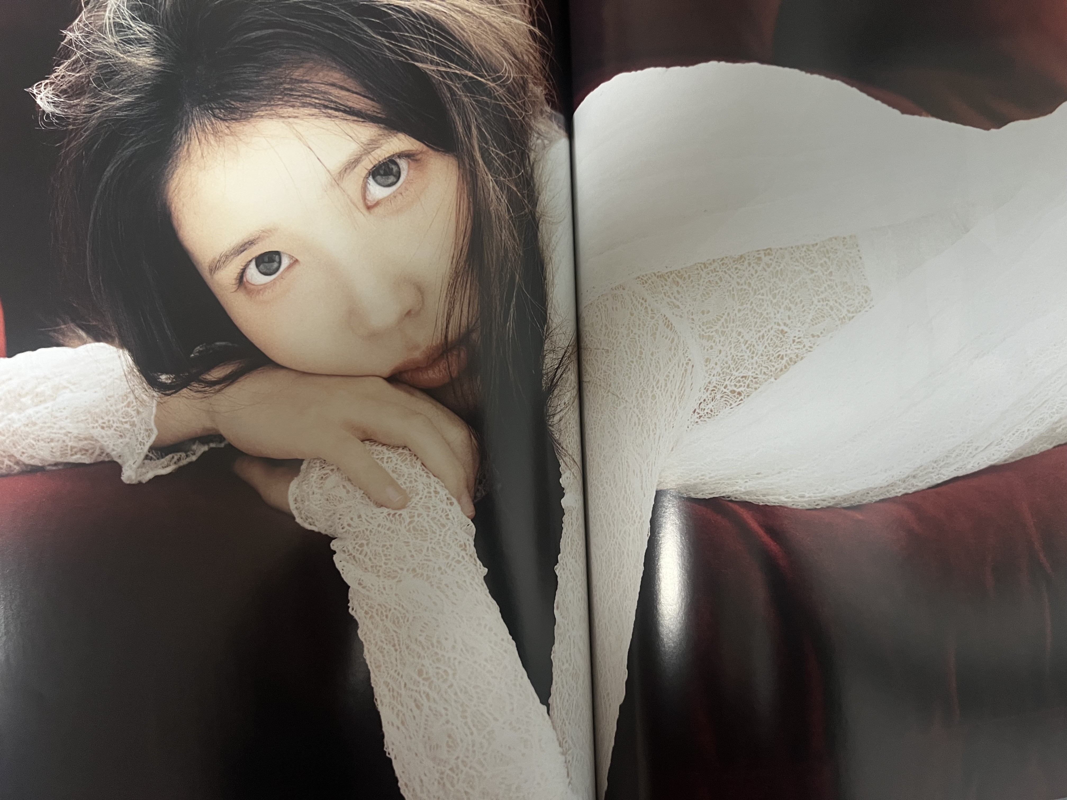 [잡담] 대군부인) 방금 사가지고 집에서 보는데 너무 행복하다ㅎㅎㅎ ㅅㅍㅈㅇ | 인스티즈