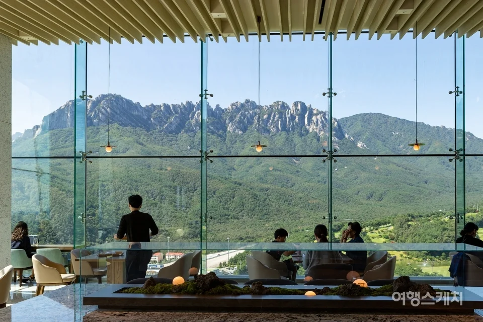 현재 바위 하나로 장사한다는 K-리조트..JPG | 인스티즈