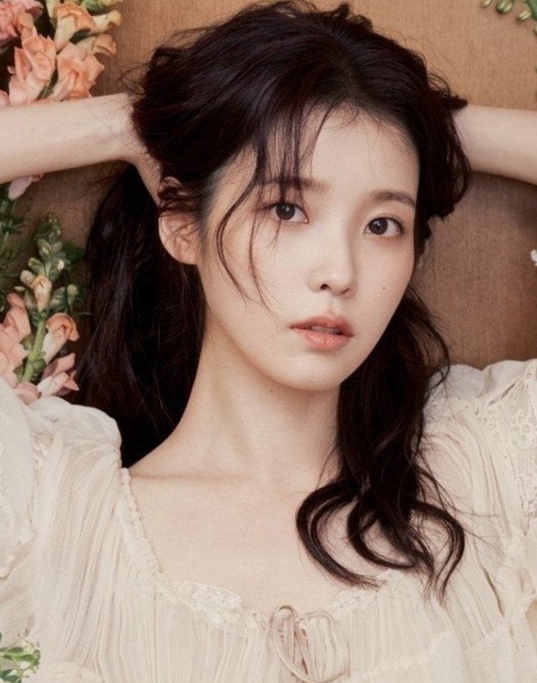 [잡담] 아이유 이거 개좋다 너무 이뻐 | 인스티즈