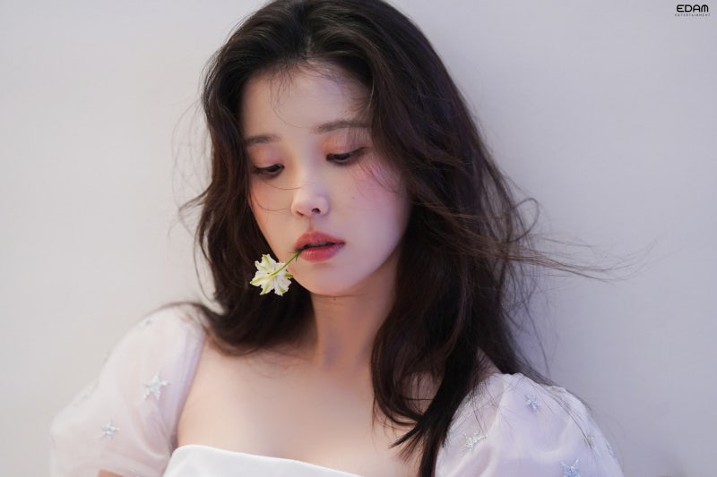 [잡담] 아이유 엘르 비하인드 개이뻐 | 인스티즈