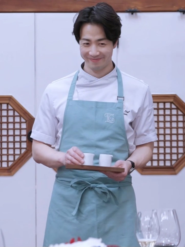 [잡담] 손종원 청와대에서 진짜 화사하니 예쁘네ㅋㅋㅋㅋ | 인스티즈