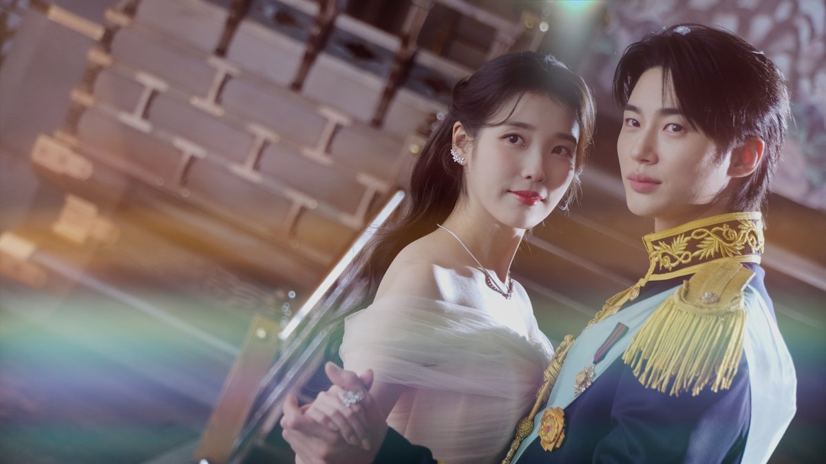 [잡담] 대군부인) 포스터메이킹만 보면 너무 간질거림 | 인스티즈