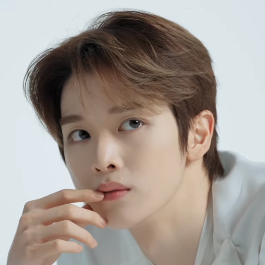 [잡담] 성찬..이게 안광죽은 얼굴이라니.. | 인스티즈