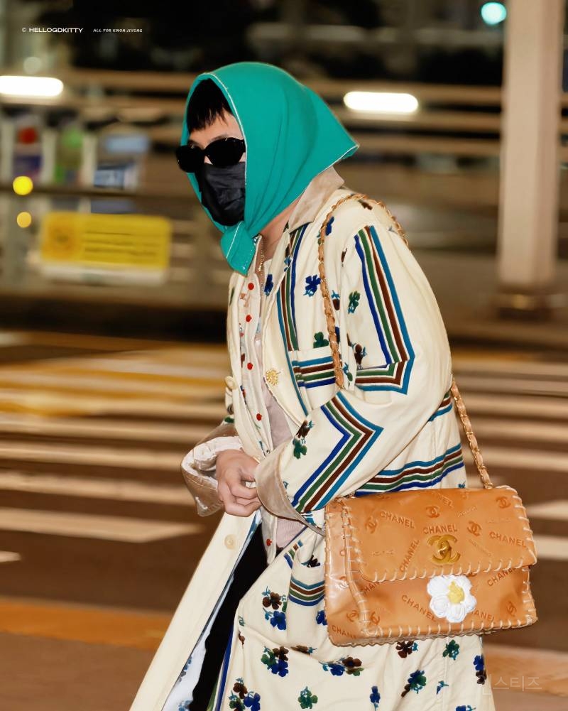 오늘 지드래곤 코첼라 출국 공항패션…jpg | 인스티즈