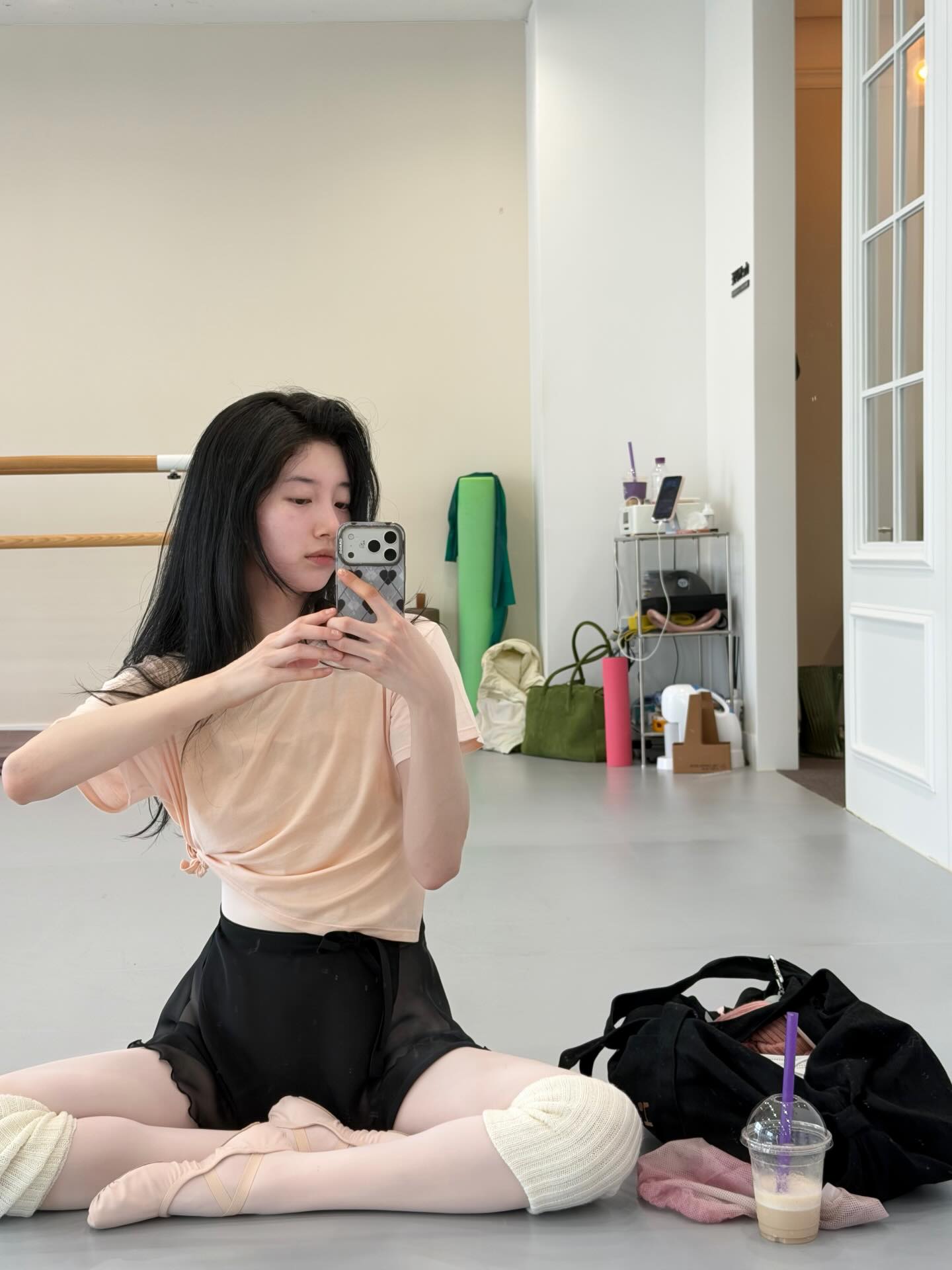 [잡담] 수지 오늘 발레 사진 중에서 이 사진 청순의 정수다 | 인스티즈