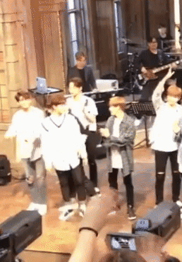 [잡담] 내가 좋아하는 옹성우 다정한 짤 | 인스티즈