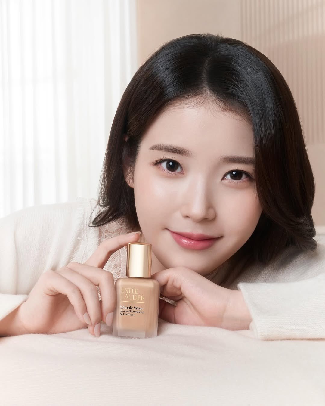 [잡담] 아이유) 얼굴로 팬들 기살려주는 어제자 아이유 떡밥들 | 인스티즈