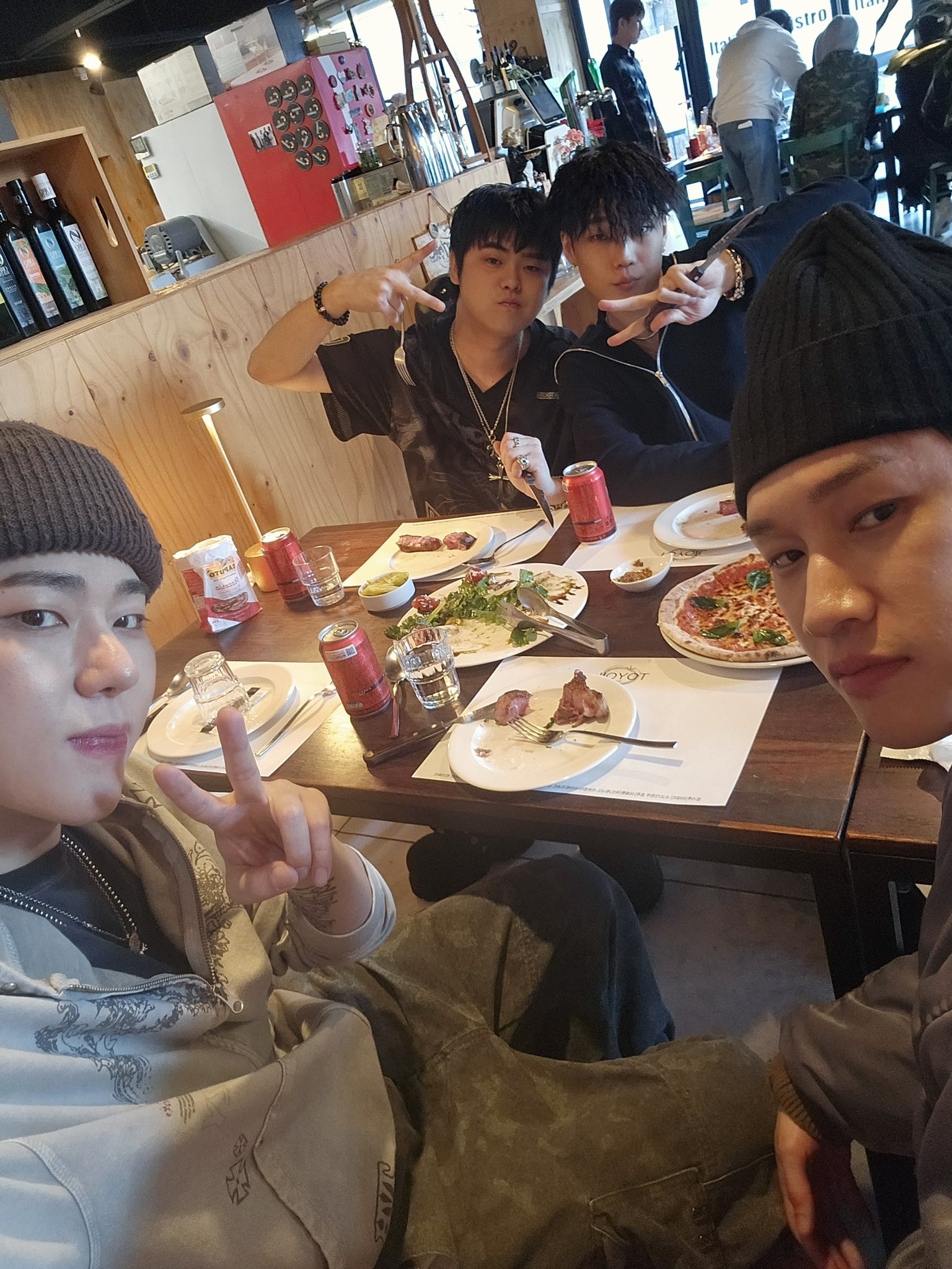 [잡담] 26년에 김하온 이병재 투샷 믿기지 않아 | 인스티즈