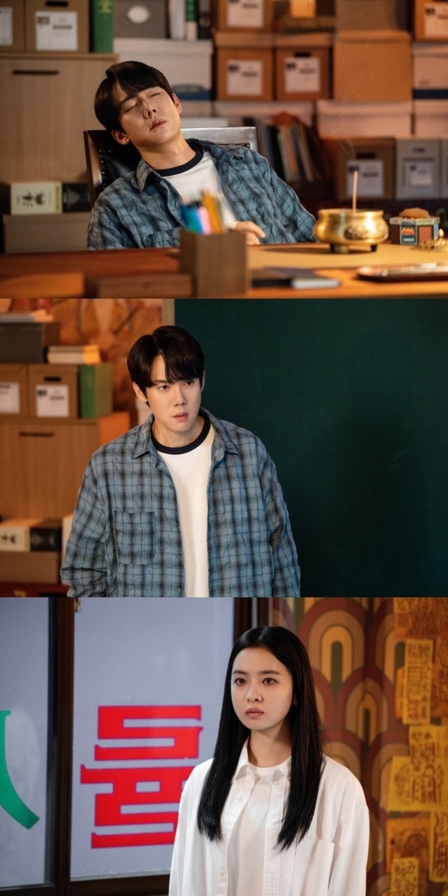 [정보/소식] 신이랑) '신이랑' 유연석X이솜, 놀이공원서 포착…로맨스일까, 빙의일까? | 인스티즈