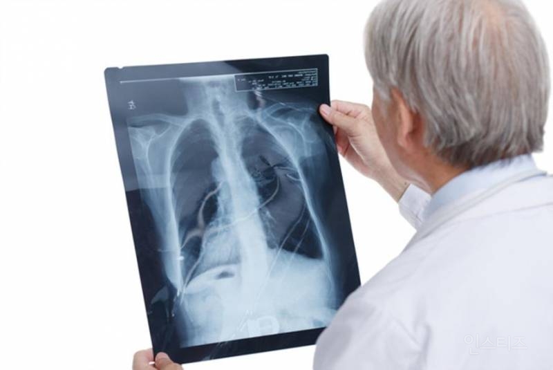 현재 전국적으로 여초과가 되어가고 있다는 보건계열 학과...JPG | 인스티즈