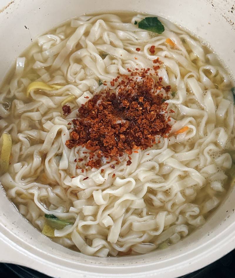 [잡담] 멸치칼국수 10분 끓였다 | 인스티즈