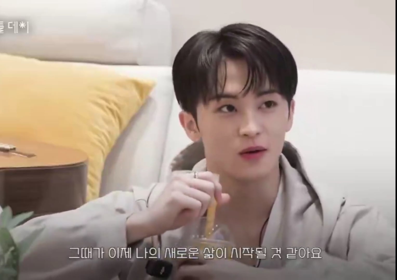[잡담] 마크 그냥 30대에 아이돌을 할 생각이 없었던거같네 | 인스티즈