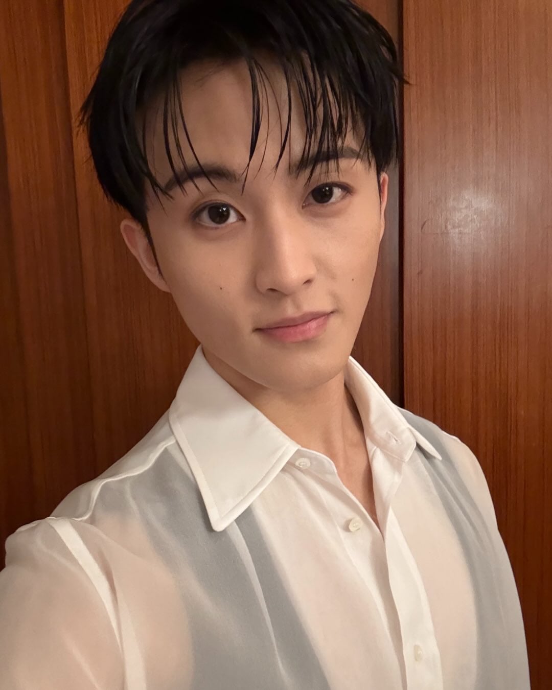 [잡담] 260404 i_d 인스타 메종 마르지엘라 올려준 마크 사진들 | 인스티즈