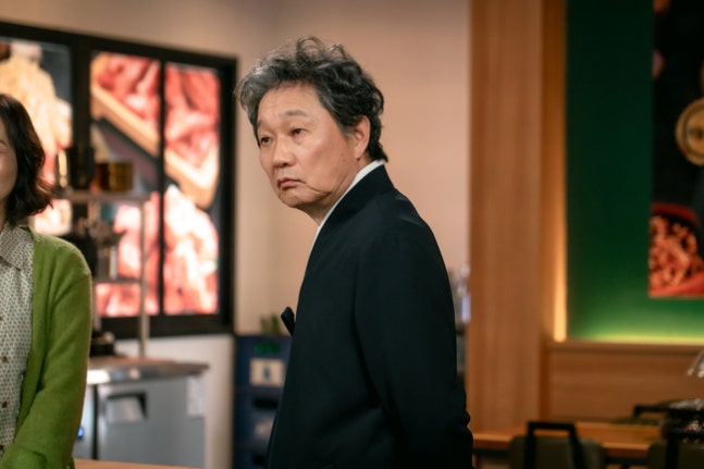 [정보/소식] 사랑처방) 추억 묻은 최대철X조미령 앙숙과 미련 사이 아슬아슬 '사랑을 처방해' | 인스티즈