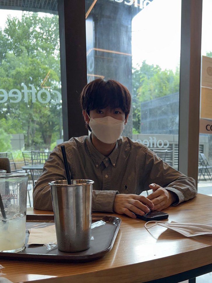 [잡담] 유우시 데뷔 전 사진 영상 풀어준 시온 | 인스티즈