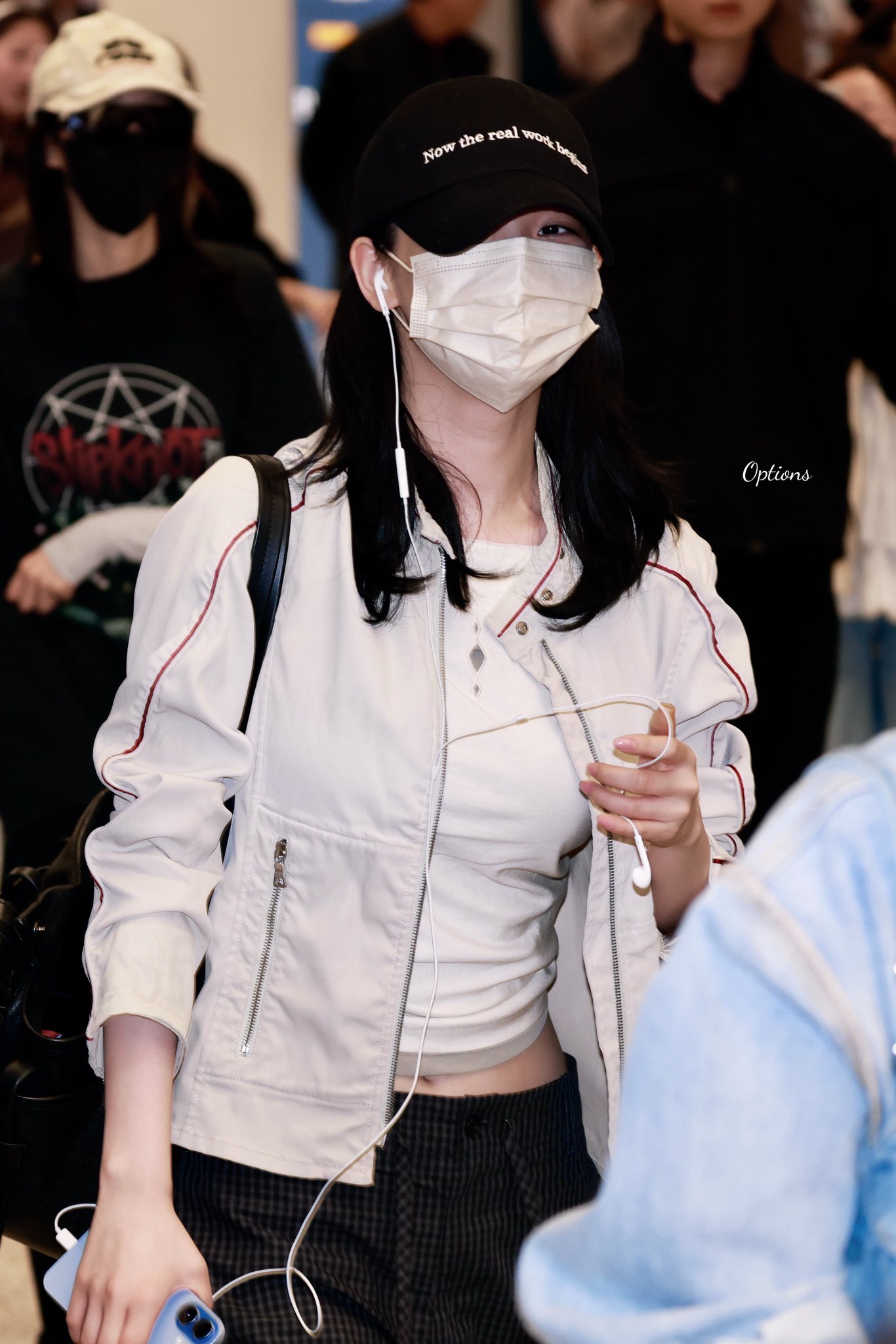 [잡담] 오늘 공항 입국한 카리나 윈터 | 인스티즈