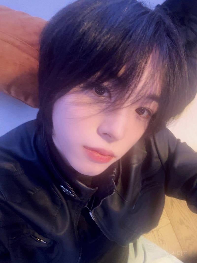 그 시절 일본 여배우 느낌? 나는 듯한 김재중 신인 남돌 | 인스티즈