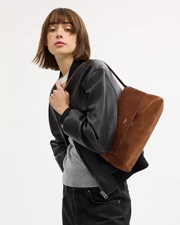 요즘 젠지들이 코치에서 가장 찾는다는 가방..JPG | 인스티즈