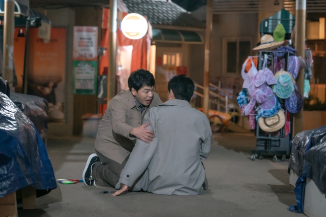 [정보/소식] 사랑처방) 김승수X김형묵, 피습사고 그후…피보다 진한 브로맨스(사랑처방) | 인스티즈