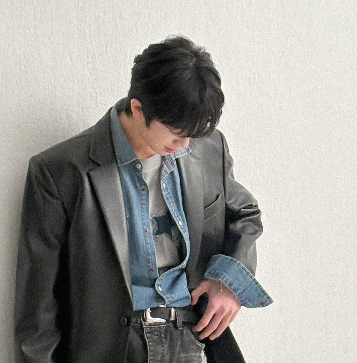 [잡담] 아 나 위에화 얘 데뷔만 기다렷는데 | 인스티즈