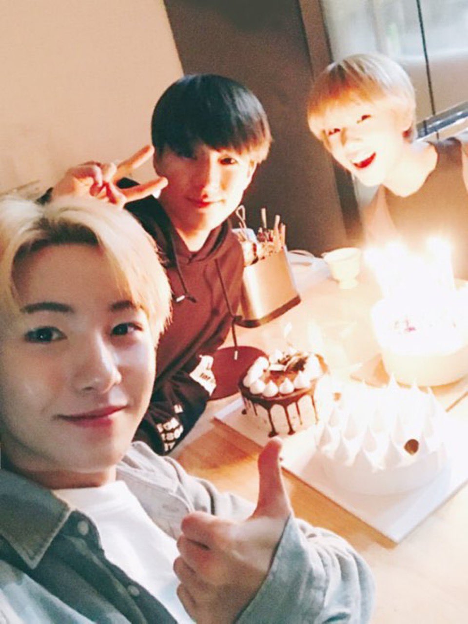 [잡담] 제노 생일네 김국 끓여준 런쥔이 아니ㅜㅠㅠㅠ | 인스티즈