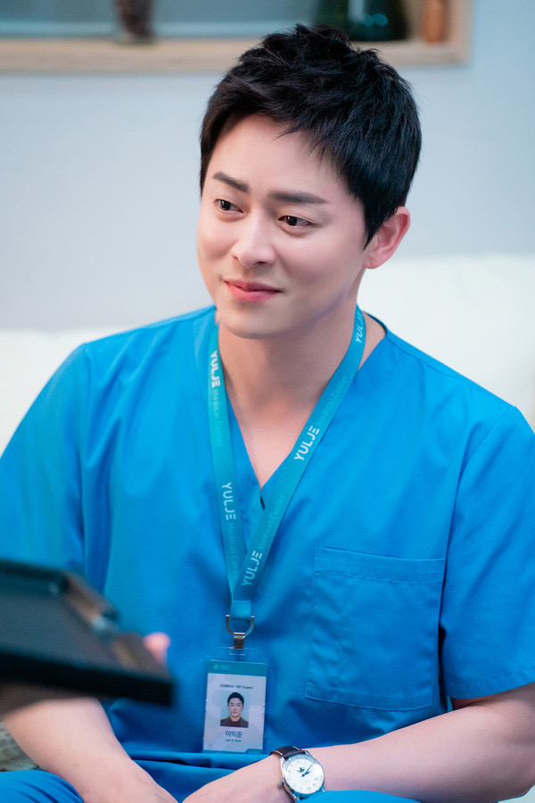 [정보/소식] 멜론 1위 해본 가수가 아닌 연예인들 | 인스티즈