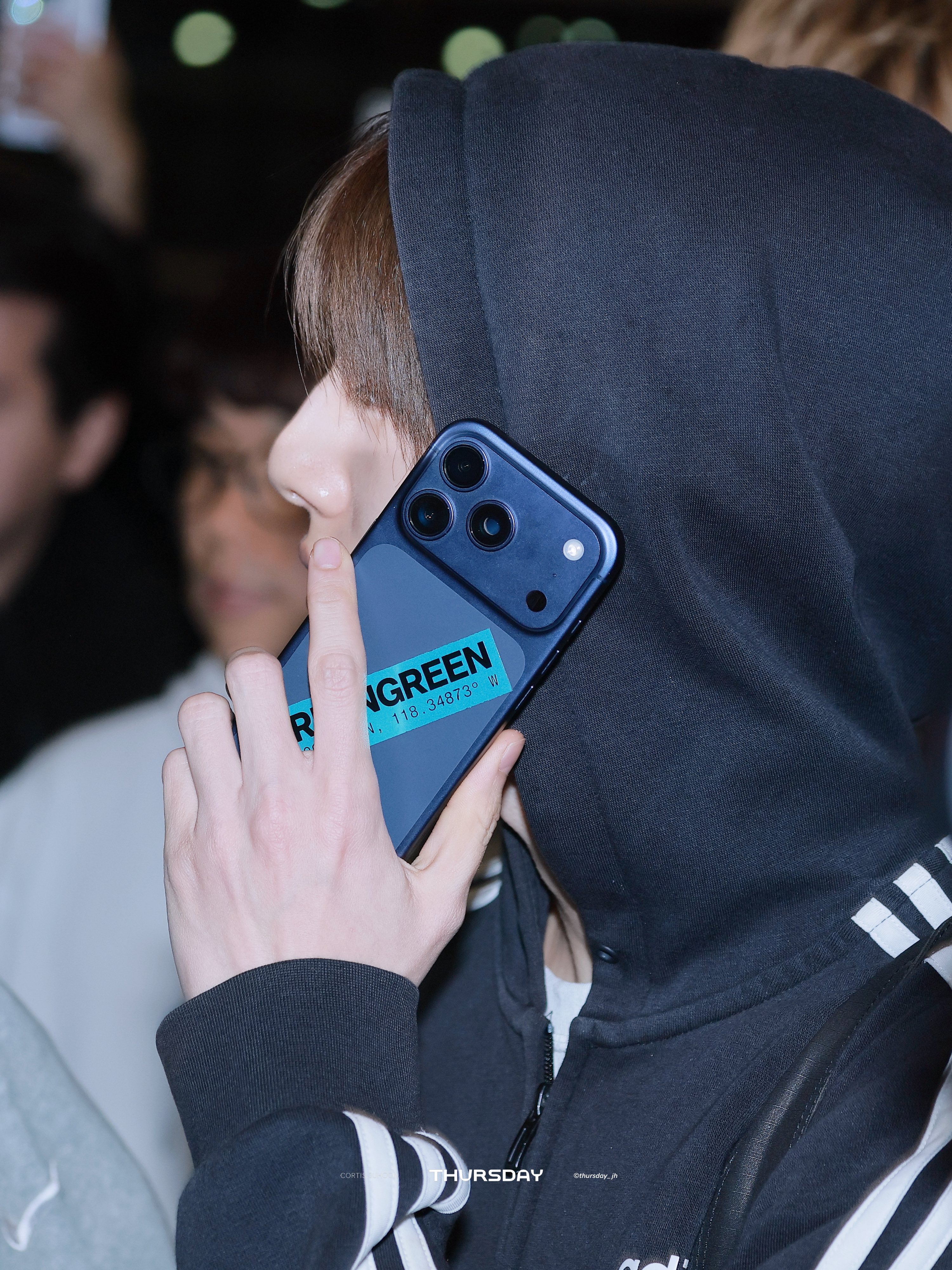 [잡담] 코르티스 출국하면서 깨알같이 앨범 홍보 | 인스티즈