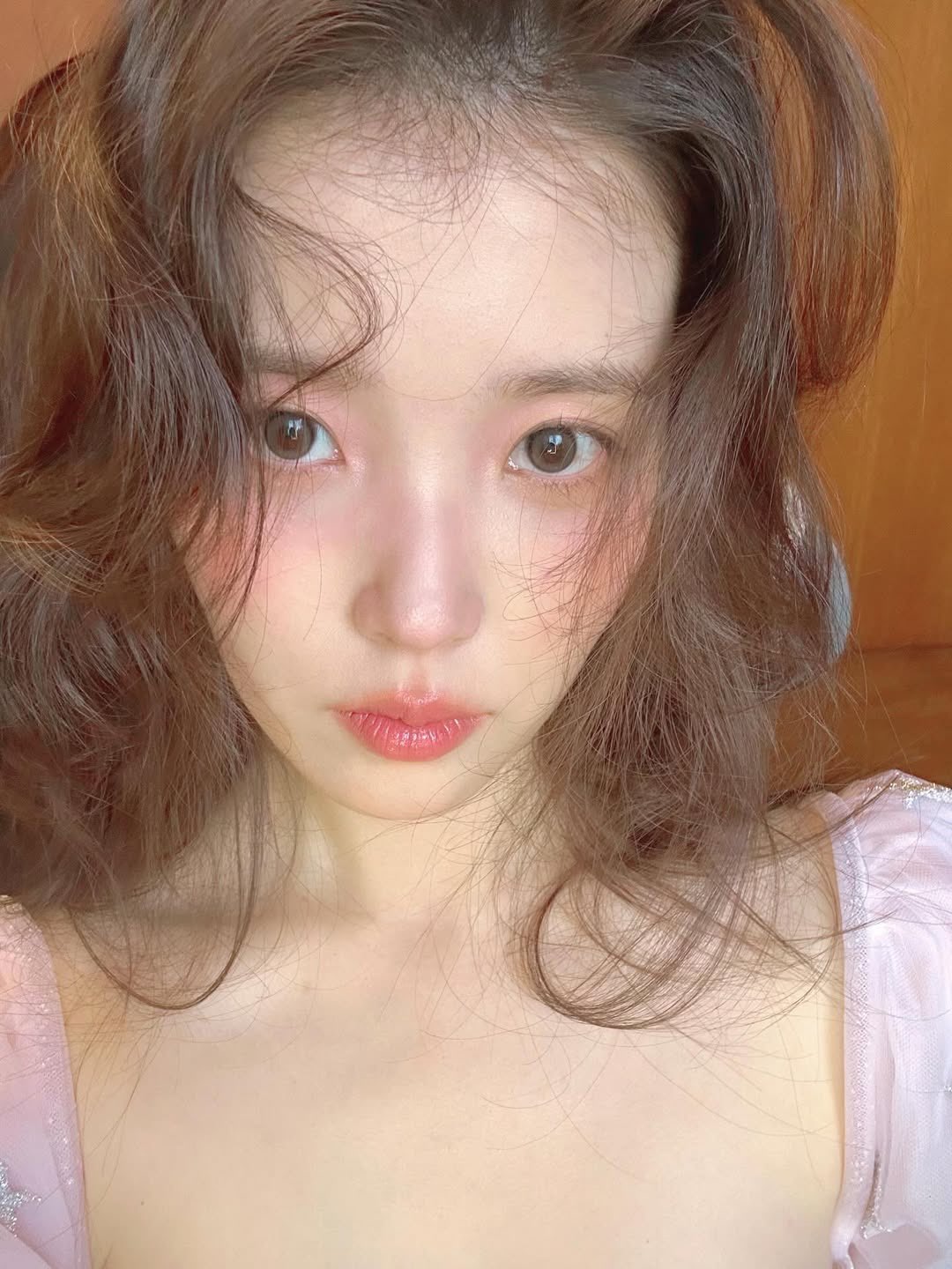 [잡담] 아이유) 오미나 어제 그냥 꿈에서 선녀 나왔는데 너엿군아 | 인스티즈