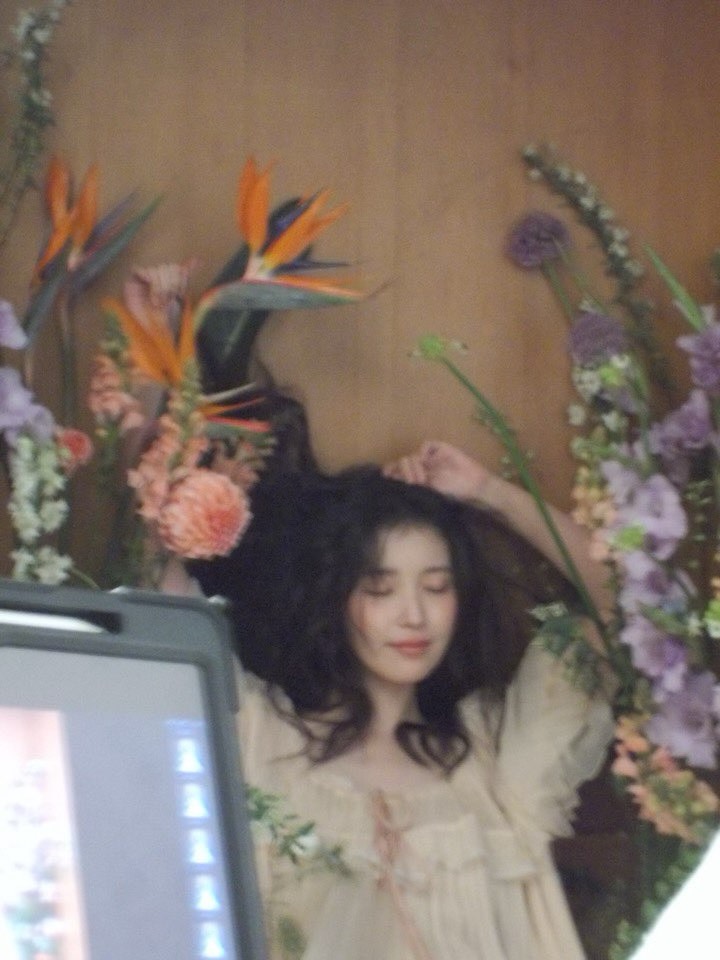 [정보/소식] 아이유 인스타 업데이트 | 인스티즈