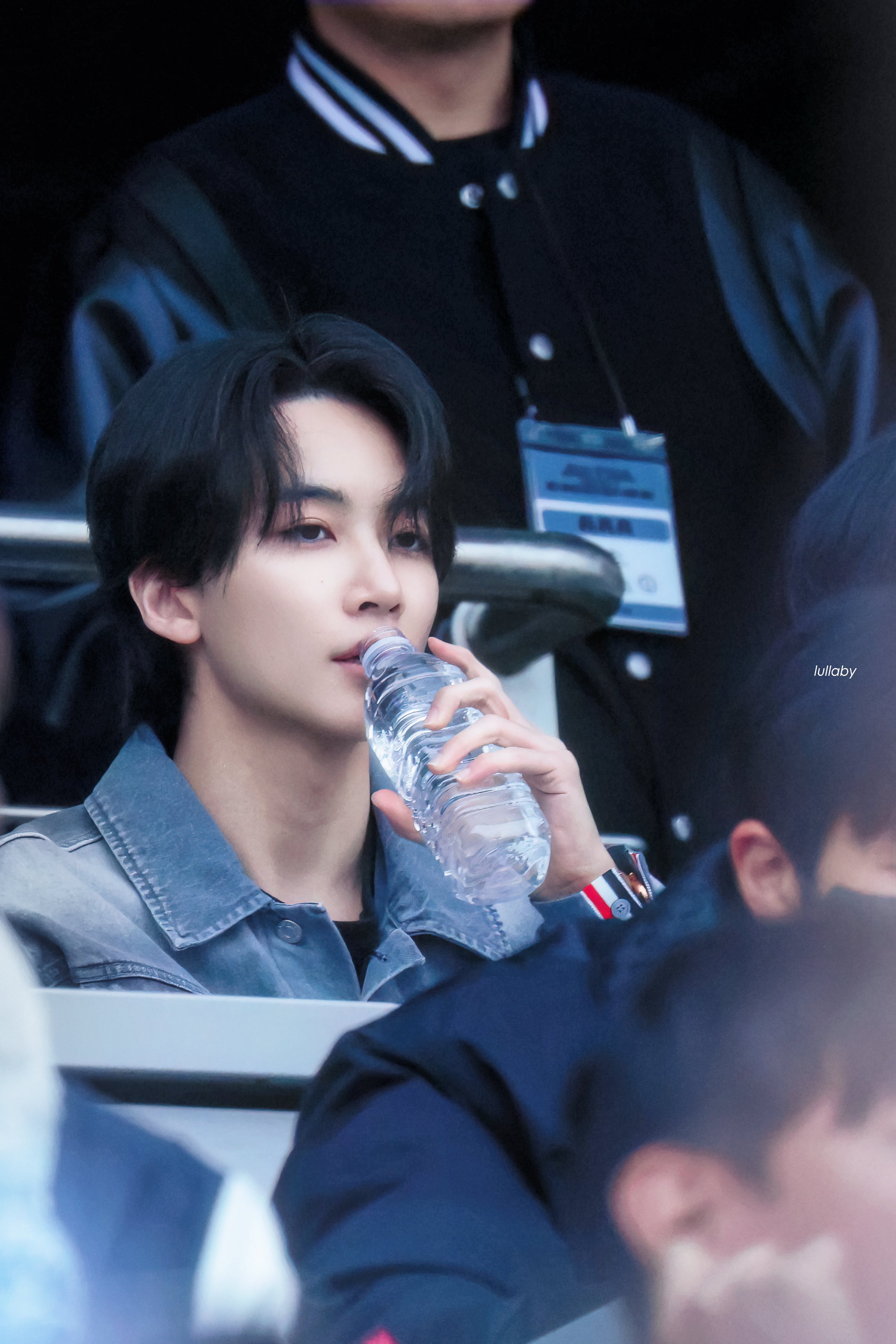 [잡담] 윤정한 당장 무대에 올려 | 인스티즈