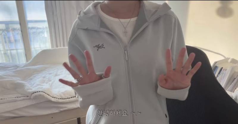 [잡담] 이 색깔 잘어울리면 퍼컬 뭐일거 같아? | 인스티즈
