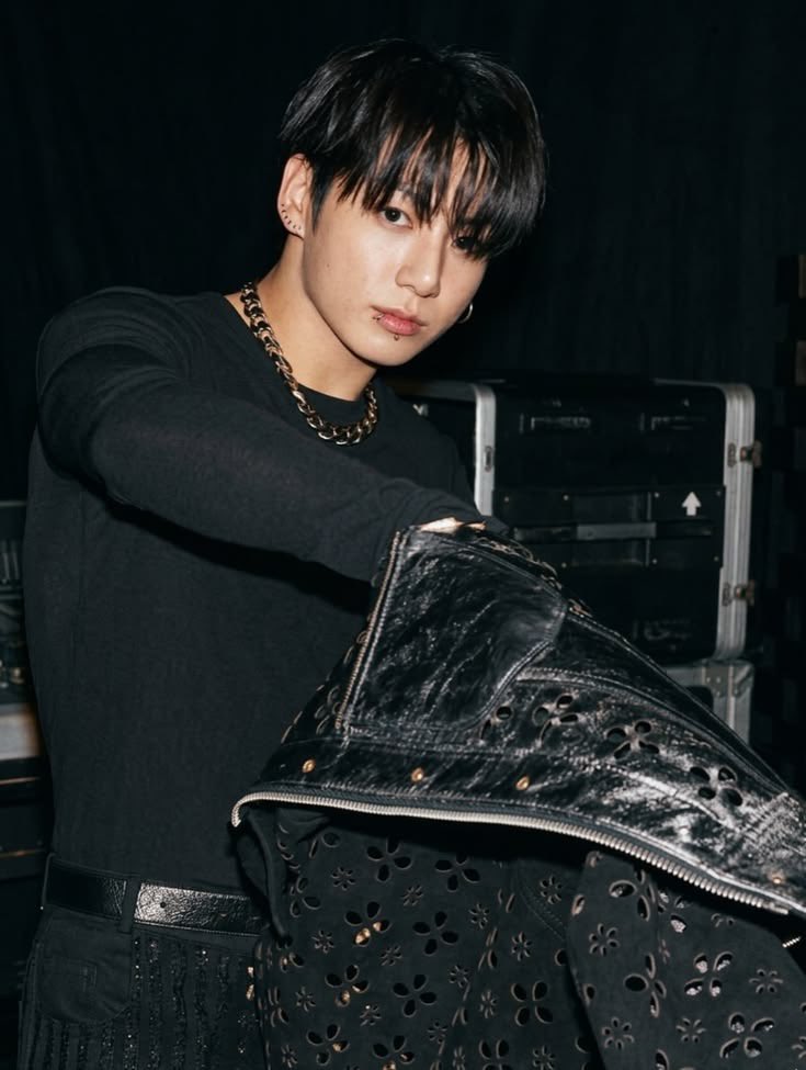 [잡담] 정국 이 사진 처음 보는데 AI 아니지? | 인스티즈