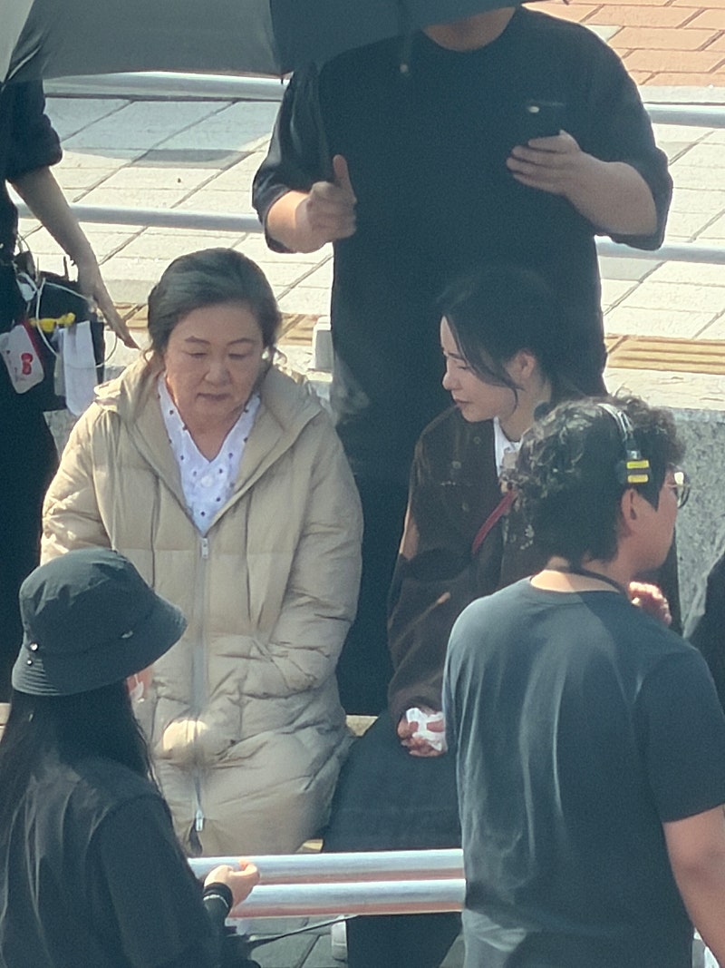 [잡담] 멋진신세계) 임지연 김해숙 촬영 목격짤 | 인스티즈